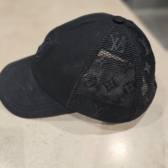 Louis Vuitton Logo Mesh Hat - Picture 4 of 7